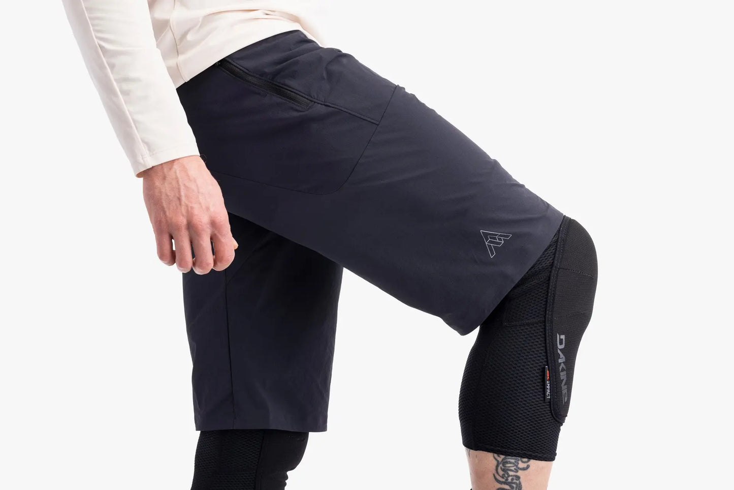 7mesh Men's Glidepath Short 14"